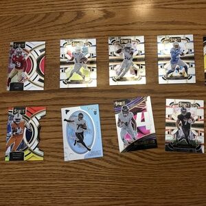Lot 10 nfl football cards